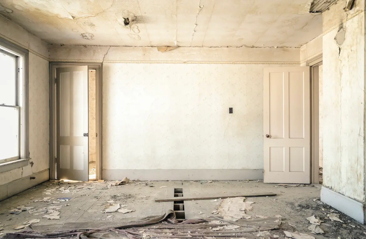 Waste disposal crew managing a cleanout project in Bay Village